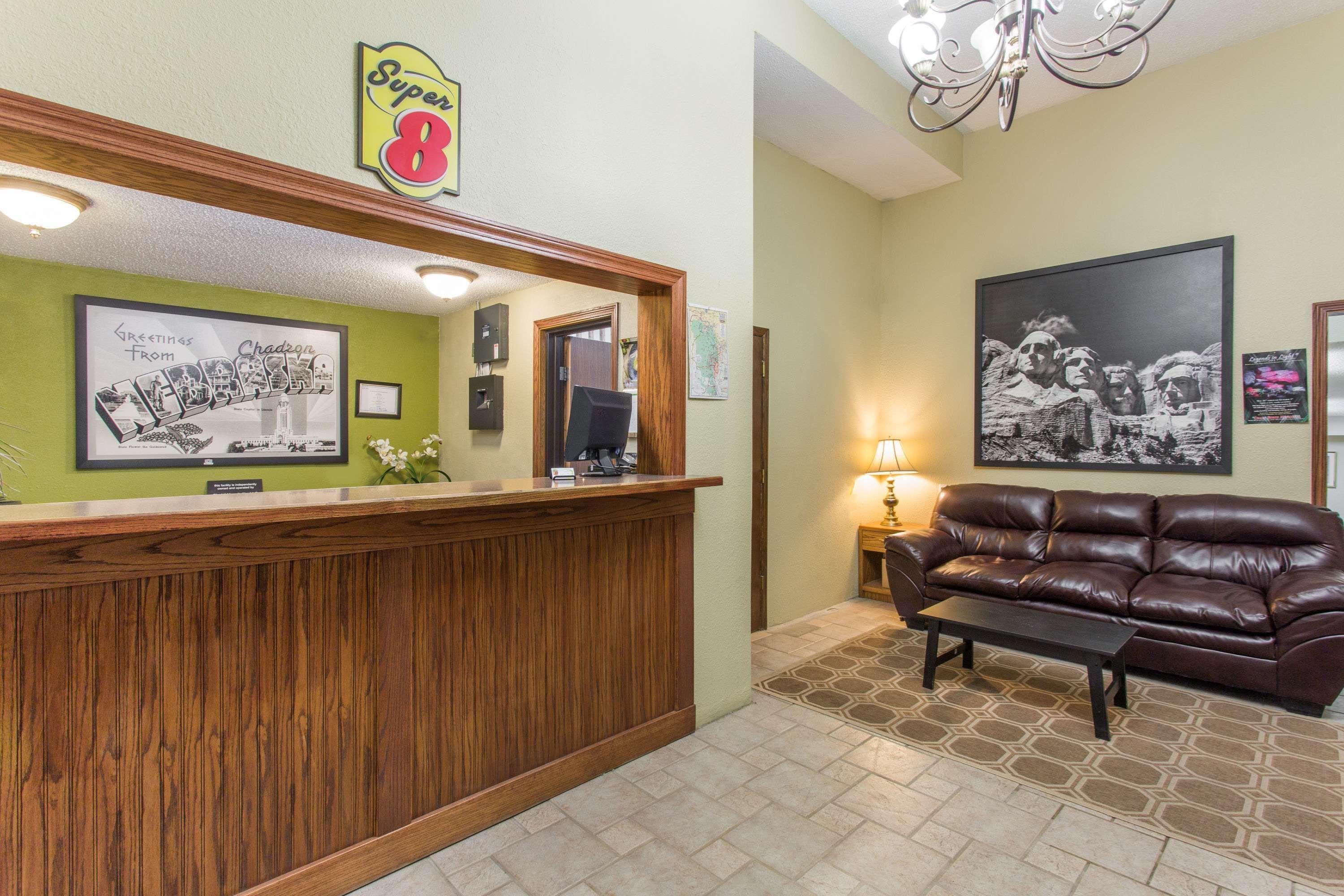 Super 8 By Wyndham Chadron Ne Hotel Екстериор снимка
