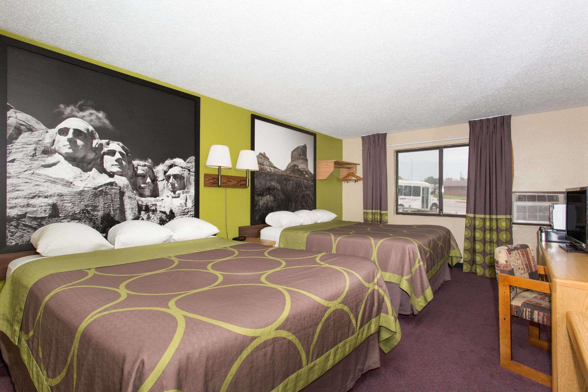 Super 8 By Wyndham Chadron Ne Hotel Екстериор снимка